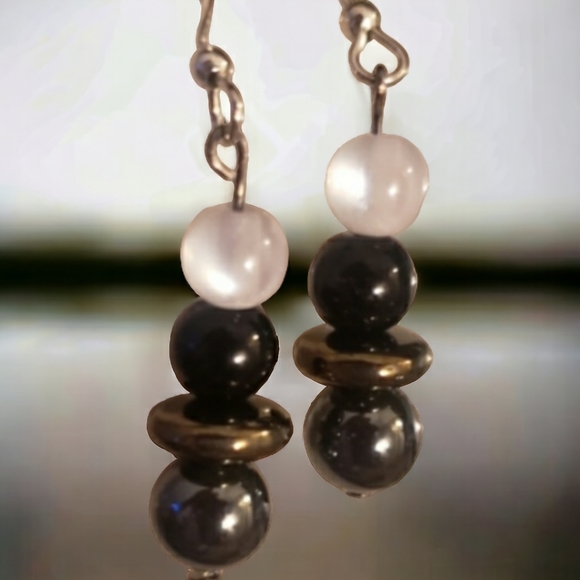 Beautiful Iridized Metal Hand Crafted Drop Earrings - Picture 5 of 7